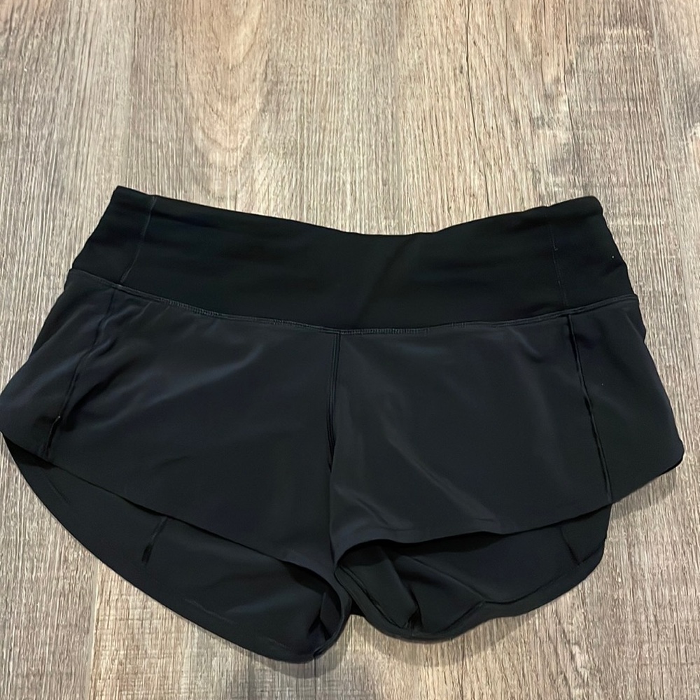 Lululemon Speed Up Shorts 2.5”